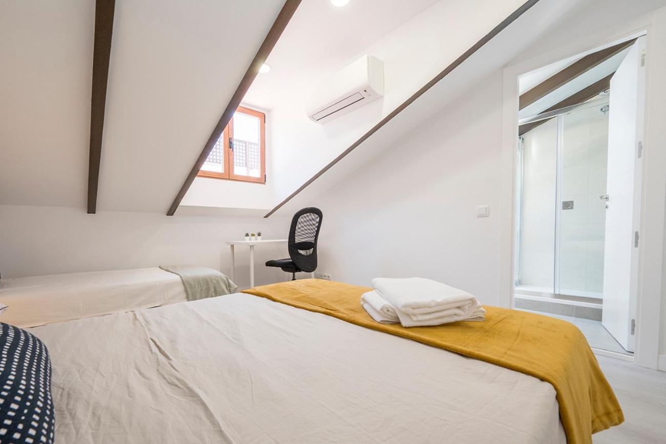 Exclusivo Atico Con Terraza En Plaza Mayor مدريد المظهر الخارجي الصورة